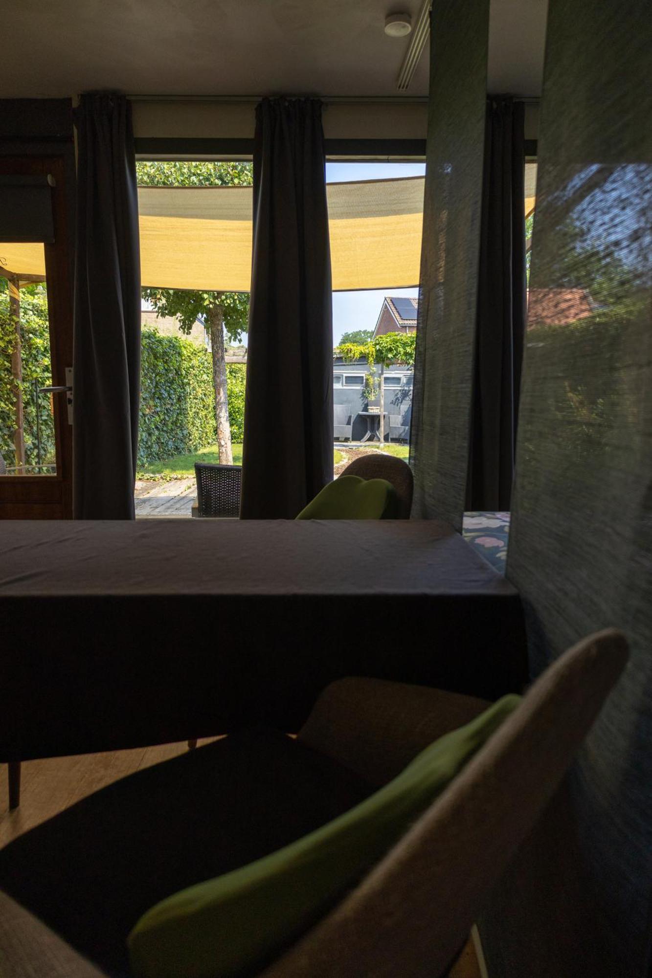 Bed & Breakfast 28 Appartement Met Prive Tuin 아센 외부 사진